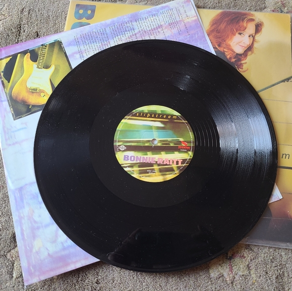 Bonnie Raitt Slipstream vintage vinyl record PRISTINE - Picture 9 of 16